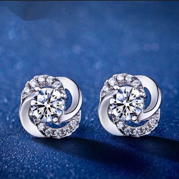 Jewelry - Stud Earrings
